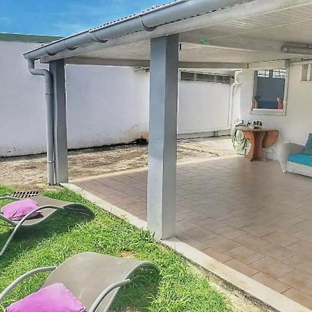 Malilia Beach A Sainte-Anne - Wifi -5 Min A Pied De La Plage Exterior foto